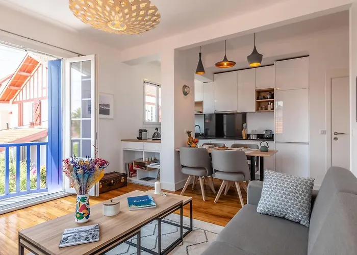 Superbe Plein De Charme A 5min De La Biarritz